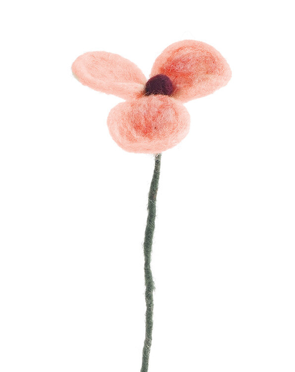 remix av sofie, aveva, filt, filtprydnader, påskprydnader, ekologisk ull, nyzeeländsk, ändlös blomma, filtblomma, filtblommor, vallmo.