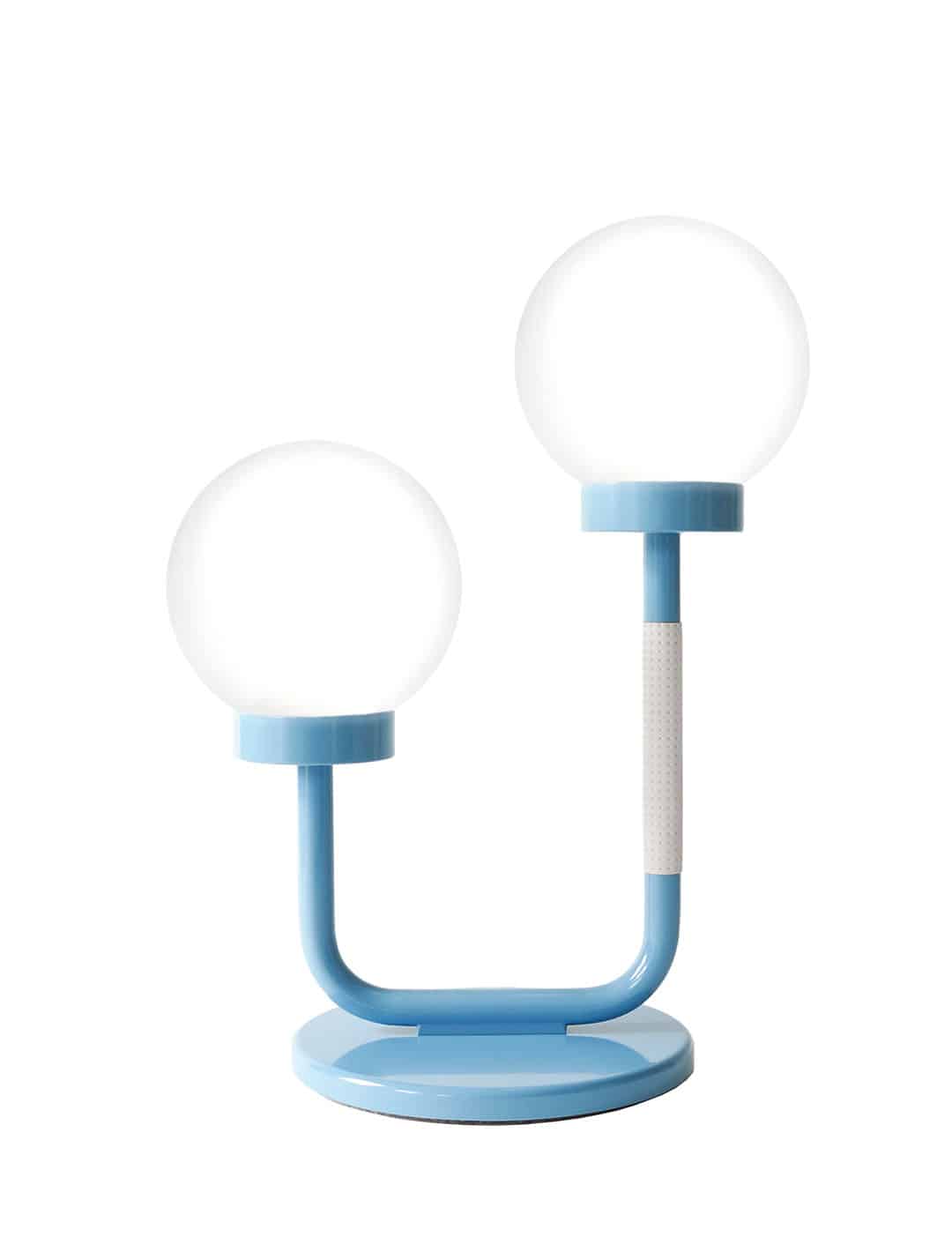 remix av sofie, svensk ninja, bordslampa, liten älskling, svensk design, maria gustavsson, dubbellamm, blå lampa,