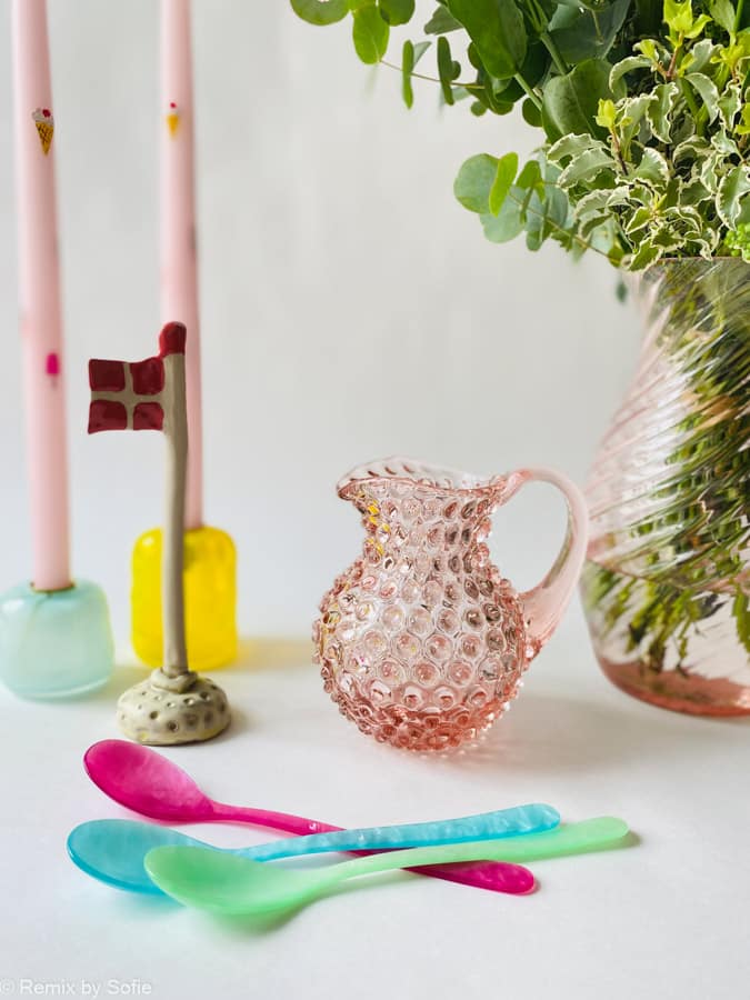 kanna igelkott glas rosa, rosa kanna, igelkott kanna i rosa, anna von lipa kanna, kanna från anna von lipa, anna von lipa återförsäljare, remix av sofie