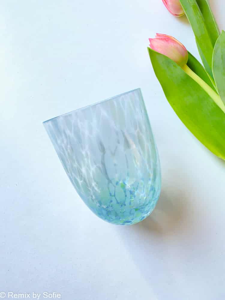 vattenglas, anna von lipa mix & match, tumlare, vattenglas, dricksglas, dricksglas, färgat glas, remix av sofie, anna von lipa glas, anna von lipa återförsäljare, bohemia glas, munblåst glas, konfetti glas, stänk glas, bordsduk, stänkglas, anna von lipa återförsäljare, bordsduk