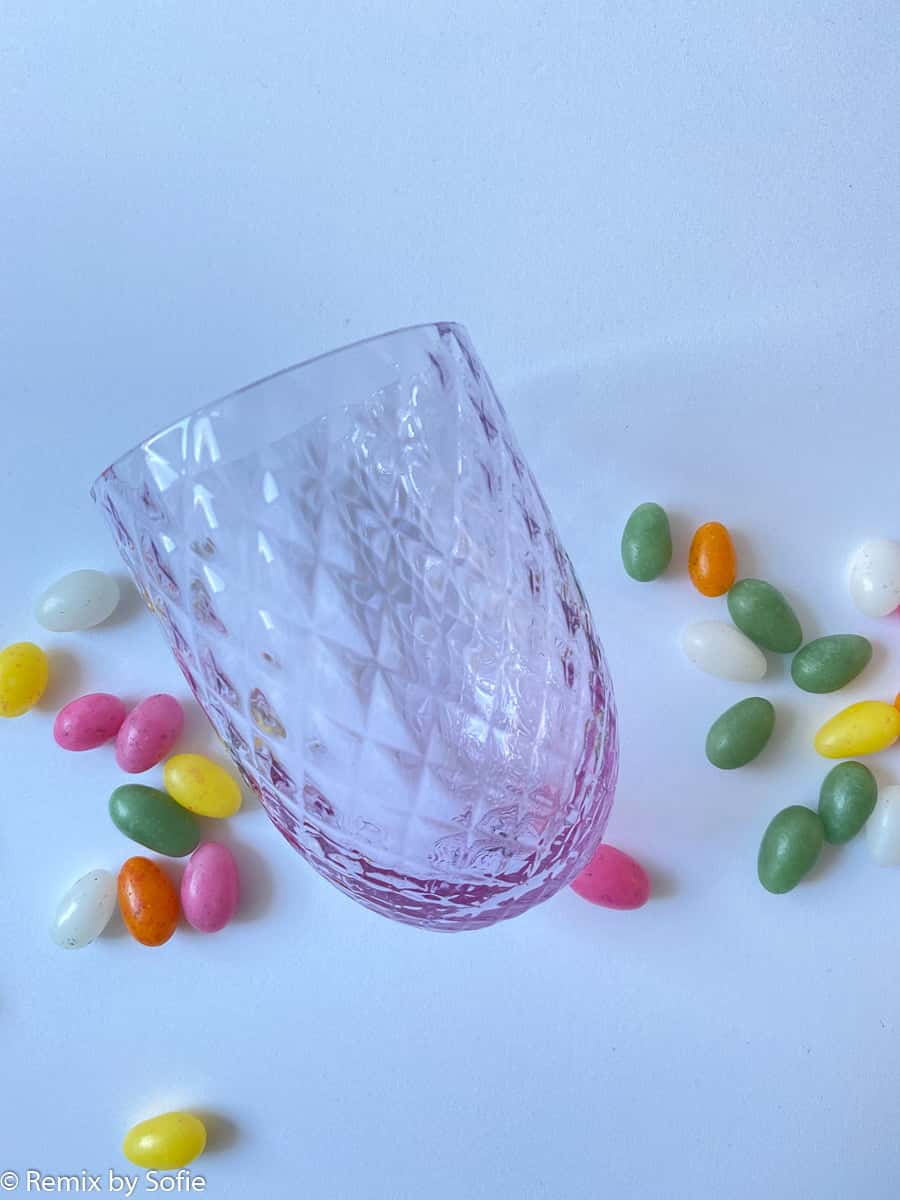 Anna Von Lipa, remix av Sofie, Anna Von Lipa Glas, handblåst glas, handblåst glas, glas, dricksglas, vattenglas, färgat glas, mix och mattck glas, mix & mattck glas, tumlare, waweglas, swirlglas, harlekinglas, spiralglas, bambuglas, olivglas, bordslock