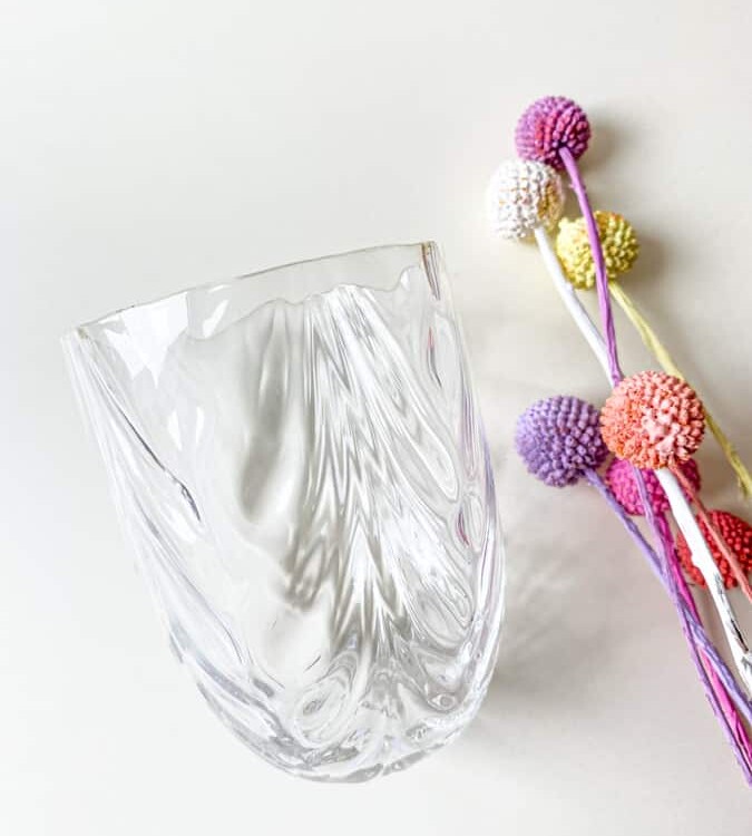 wawe klart, anna von lipa, Remix av Sofie, anna von lipa glas, handblåst glas, handblåst glas, dricksglas, vattenglas, färgat glas, blanda och matck glas, blanda & matck glas, tumlare, wawe glas, virvla glas, harlekin glas, spiralglas, bambuglas, olivglas, bordslock, anna von lipa återförsäljare