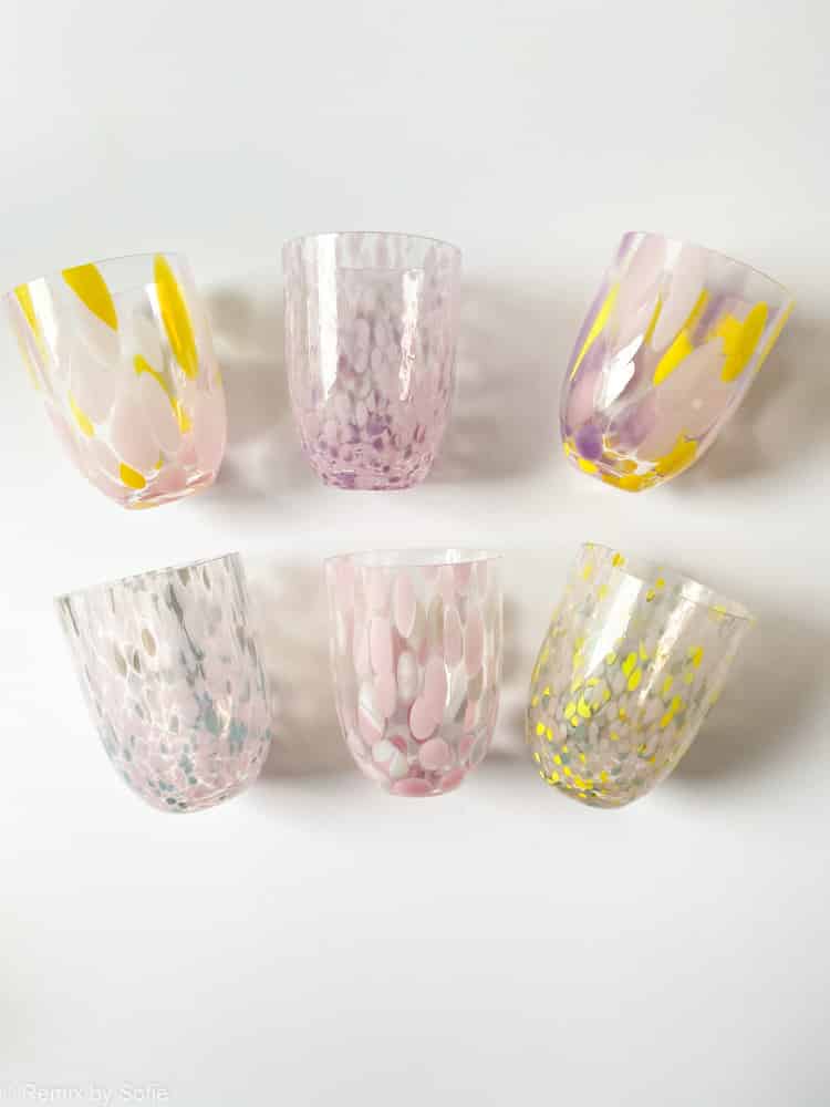 remix av sofie, stänk citron och gul, gsplash gul och rosa, stänk gul, rosa och lila, konfetti silkeslen, konfetti ocean, konfetti i rosa och lila, stänk multicolor.anna von lipa, konfetti glas, anna von lipa glas, stänk glas, glas med opalfläckar, bohemiska glasögon, handblåsta glasögon, tjeckisk design, tjeckiska glasögon