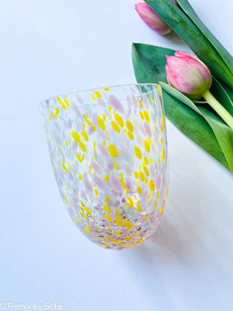 vattenglas, anna von lipa mix & match, tumlare, vattenglas, dricksglas, dricksglas, färgat glas, remix av sofie, anna von lipa glas, anna von lipa återförsäljare, bohemia glas, munblåst glas, konfetti glas, stänk glas, bordsduk, stänkglas, anna von lipa återförsäljare, bordsduk
