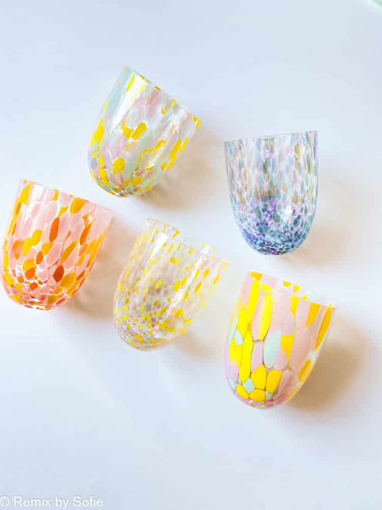 vattenglas, anna von lipa mix & match, tumlare, vattenglas, dricksglas, dricksglas, färgat glas, remix av sofie, anna von lipa glas, anna von lipa återförsäljare, bohemia glas, munblåst glas, konfetti glas, stänk glas, bordsduk, stänkglas, anna von lipa återförsäljare, bordsduk
