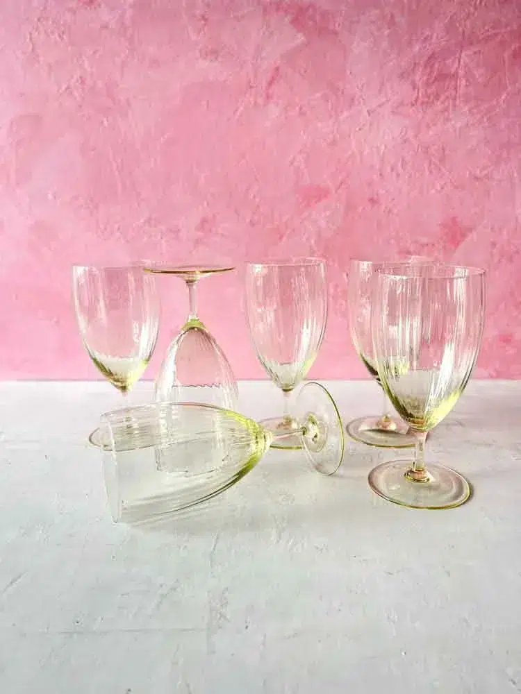 Gula ölglas i munnen