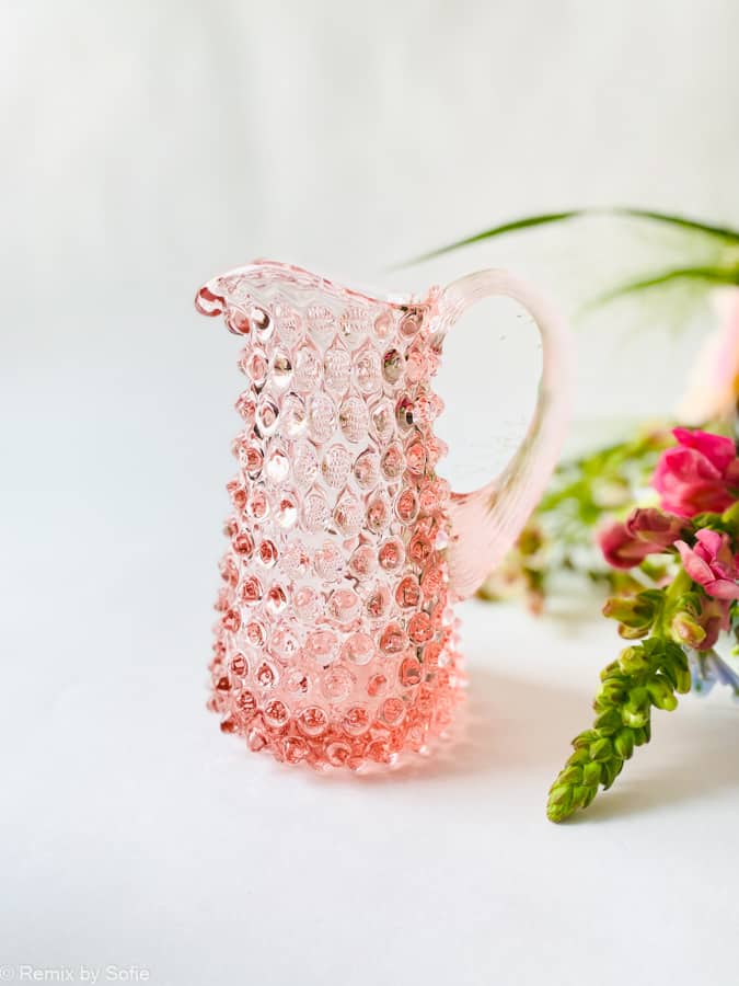 Alternativ visning av behållare i igelkottglas 0.3 liter - rosa