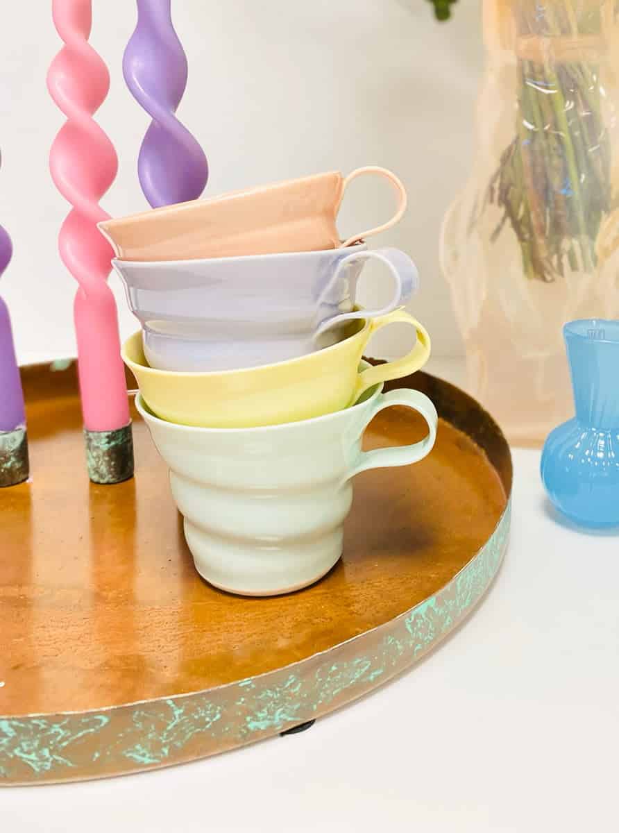rikke maglesen keramik, porslinsmugg, kaffekopp, kopp, pastellfärgad kopp, kaffekopp, tekopp.