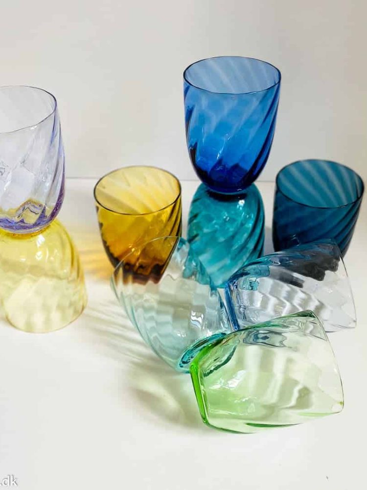 Anna von Lipa virvlar runt i glasmix och matchar