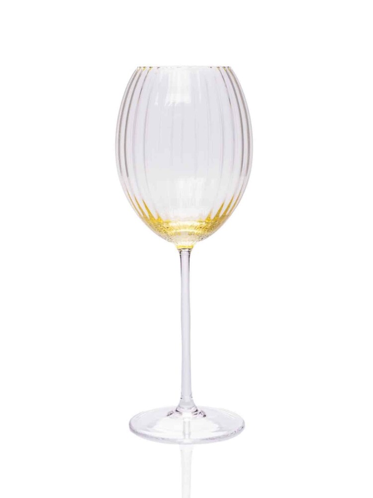 Lyon ovalt vinglas, gult vinglas, borrlock, munblåst glas, handblåst vinglas, borrlock, rosglas.