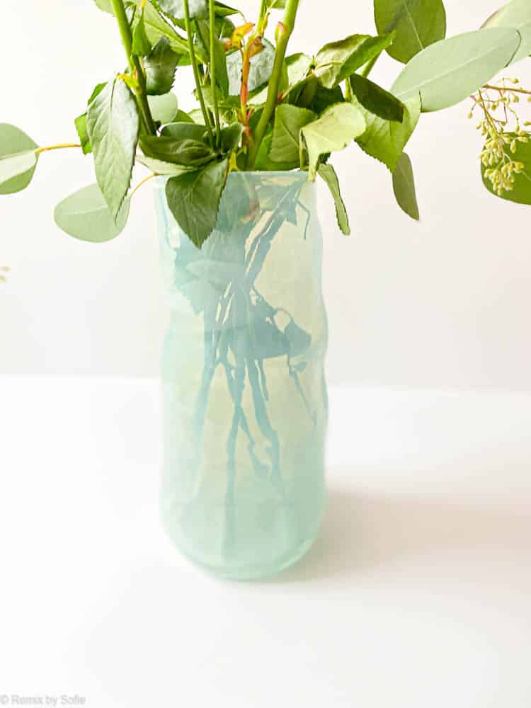 Marie Retpen vas, vaser, blomvas, munblåst glas, blommig munblåst vas, krusvas, vas i organisk form,