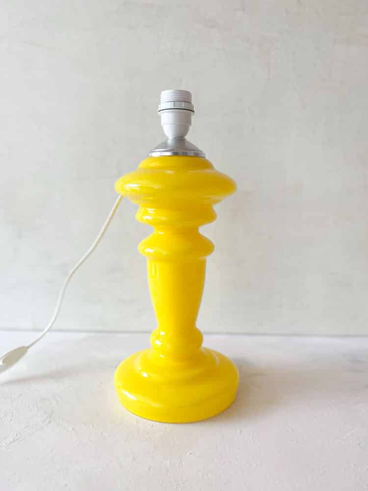 remix av sofie, rosa ros, rosa rosor, bordslampa, opal lampor, opal lampa, rosa rosa lampor, danska desing lampa, munblåsta lampor, bordslampor, färgade lampor, färgade lampor