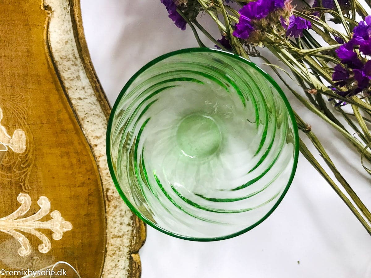 Anna von lipa Virvla med glas i ljusgrönt