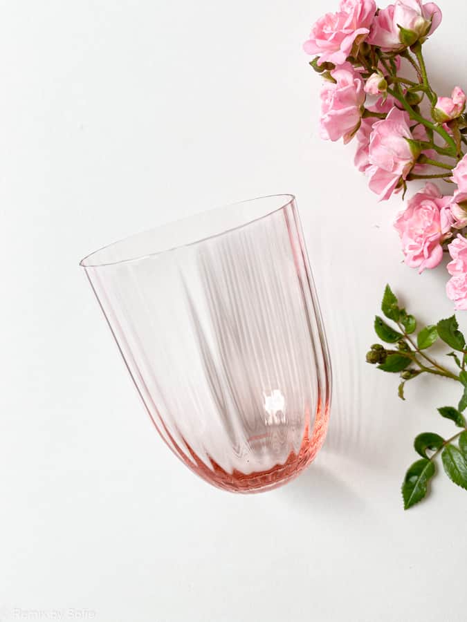 bambuglas i rosa, rosa, olivglas, bambuglas, anna von lipa mix & match, swil glas, wawe glas, harlekinglas, tumlare, vattenglas, dricksglas, dricksglas, målat glas, heminredning, bordsduk, glas från svenska, svenska svenska, remix by sofie