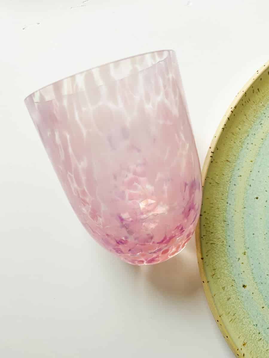 konfetti rosa och lila, munblåst glas, konfetti, målat glas, opalglas, borage, anna von lipa mix & match, swil glas, wawe glas, harlekinglas, tumlare, vattenglas, dricksglas, dricksglas, kolori