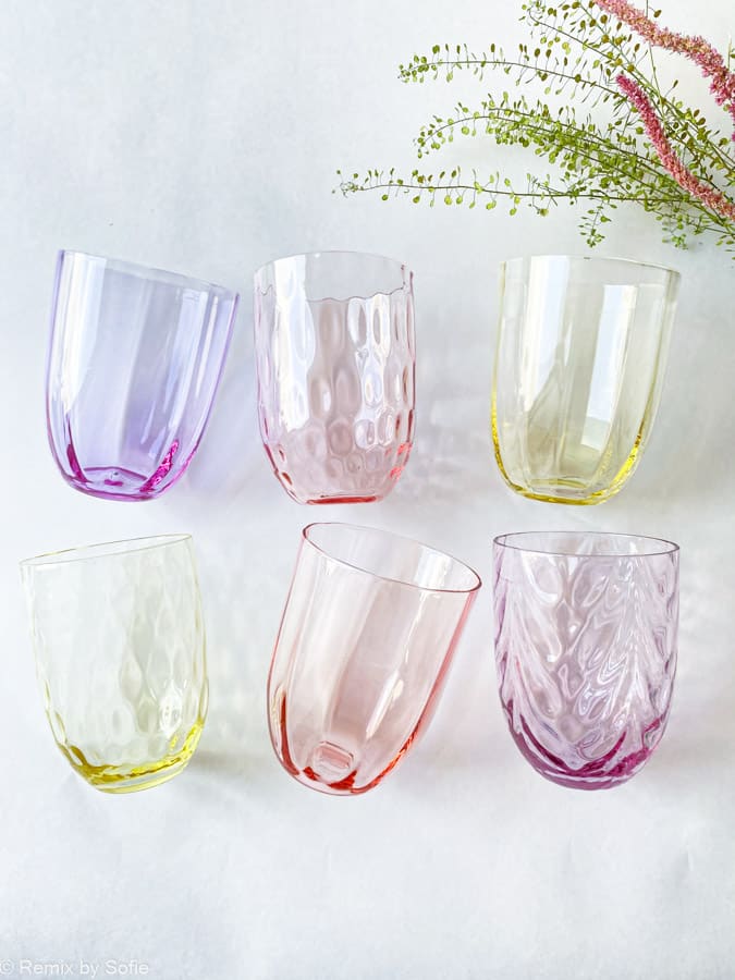 Anna von lipa, Remix av Sofie, Anna von lipa glas, handblåst glas, dricksglas, vattenglas, färgat glas, mix och mattck glas, mix & mattck glas, tumlare, waweglas, virvla glas, harlekinglas, spiralglas, bambuglas, olivglas, bordsduk, anna von lipa glas, anna von lipa återförsäljare