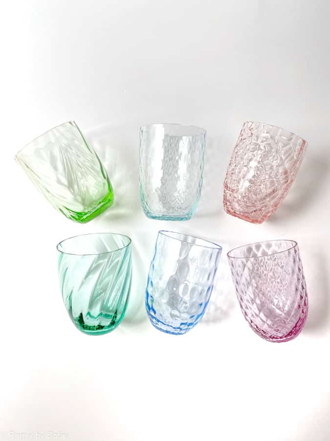 Anna von lipa, Remix av Sofie, Anna von lipa glas, handblåst glas, dricksglas, vattenglas, färgat glas, mix och mattck glas, mix & mattck glas, tumlare, waweglas, virvla glas, harlekinglas, spiralglas, bambuglas, olivglas, bordsduk, anna von lipa glas, anna von lipa återförsäljare