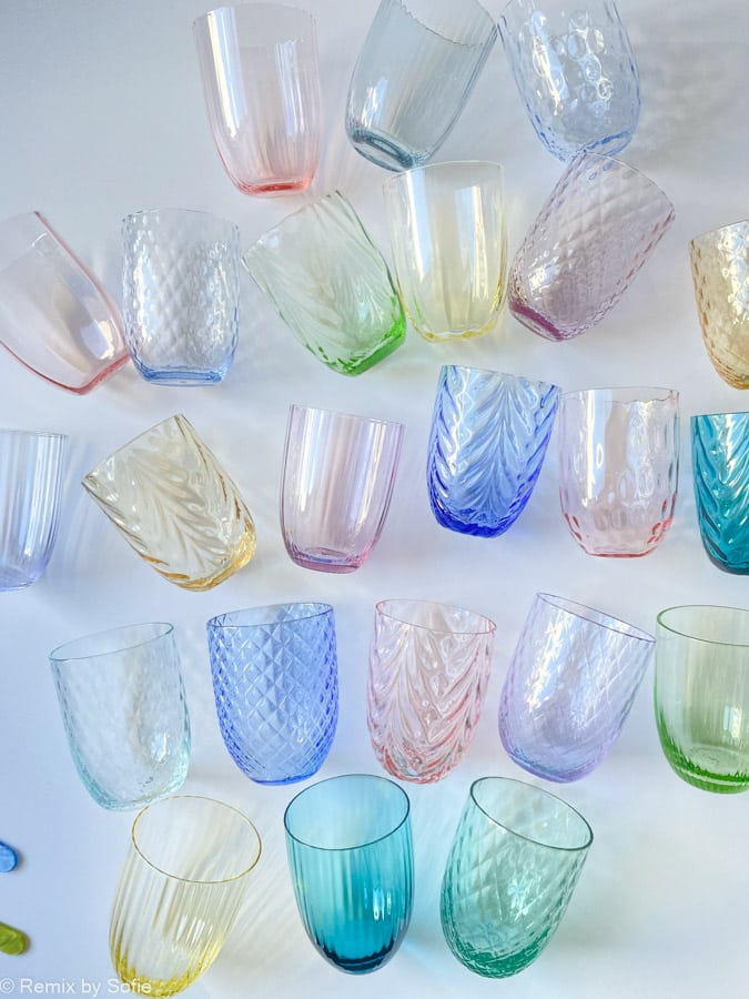 Anna von lipa, Remix av Sofie, Anna von lipa glas, handblåst glas, dricksglas, vattenglas, färgat glas, mix och mattck glas, mix & mattck glas, tumlare, waweglas, virvla glas, harlekinglas, spiralglas, bambuglas, olivglas, bordsduk, anna von lipa glas, anna von lipa återförsäljare