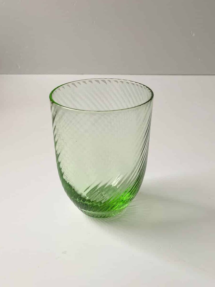 anna von lipa mix & match, swil glas, wawe glas, harlekin glas, tumlare, vattenglas, dricksglas, dricksglas, målat glas, interiör, dukning, glas från anna von lipa