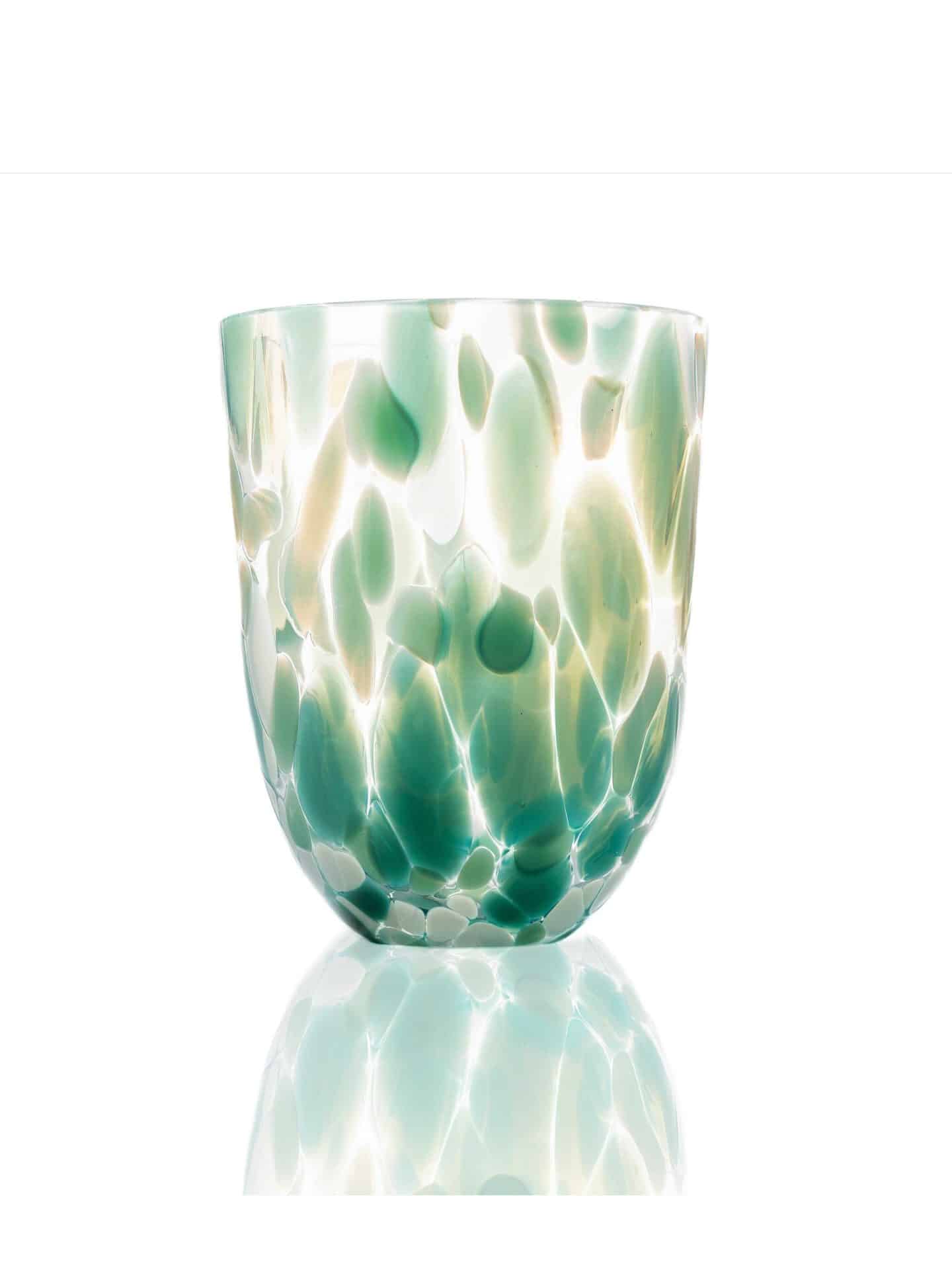 splash smargrad, anna von lipa, konfetti glas, anna von lipa glas, splash glas, glas med opal fläckar, bohemiska glasögon, handblåsta glasögon, tjeckiska design, tjeckiska glasögon