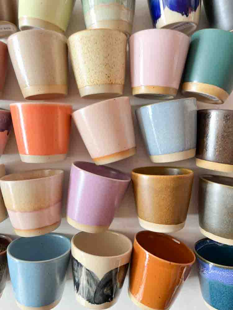 keramik kopp, keramiska koppar, keramisk mugg, kopp med handtag, kopp utan handtag, espresso kopp, cortado kopp, kopp, koppar, remix av sofie, bornholms keramik fabrik,