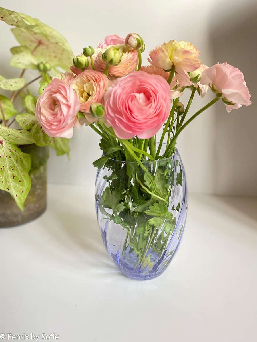 Anna von Lipa, blomvas, vas, blomvas, ellips, vridglas, virvlande vas, virvlande,