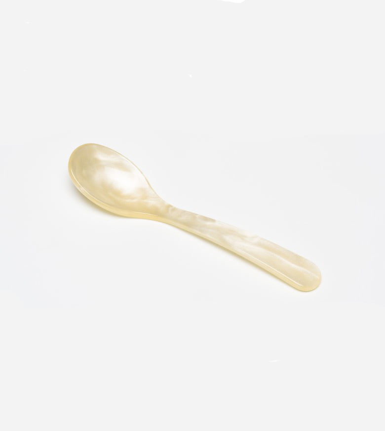 hemsöhne, äggsked, hemsöhne, g.f hemsöhne, G. F hem Schöne, sked plast, ägg sked, frukostbord, dukning, remix av sofie, sked, ägg sked, bestick, lila, lila, akrylglas, vanilj,