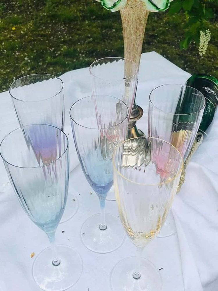 Kate champagneflöjter, champagneflöjter, champagneglas, remix av Sofia