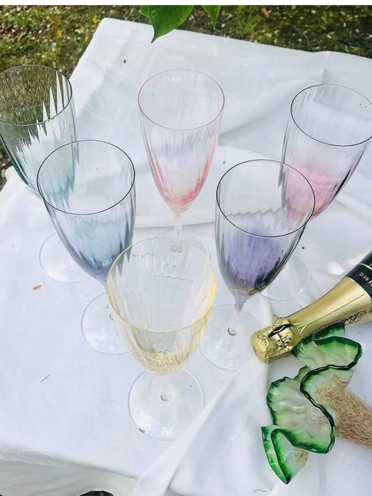 Kate champagneflöjter, champagneflöjter, champagneglas, remix av Sofia
