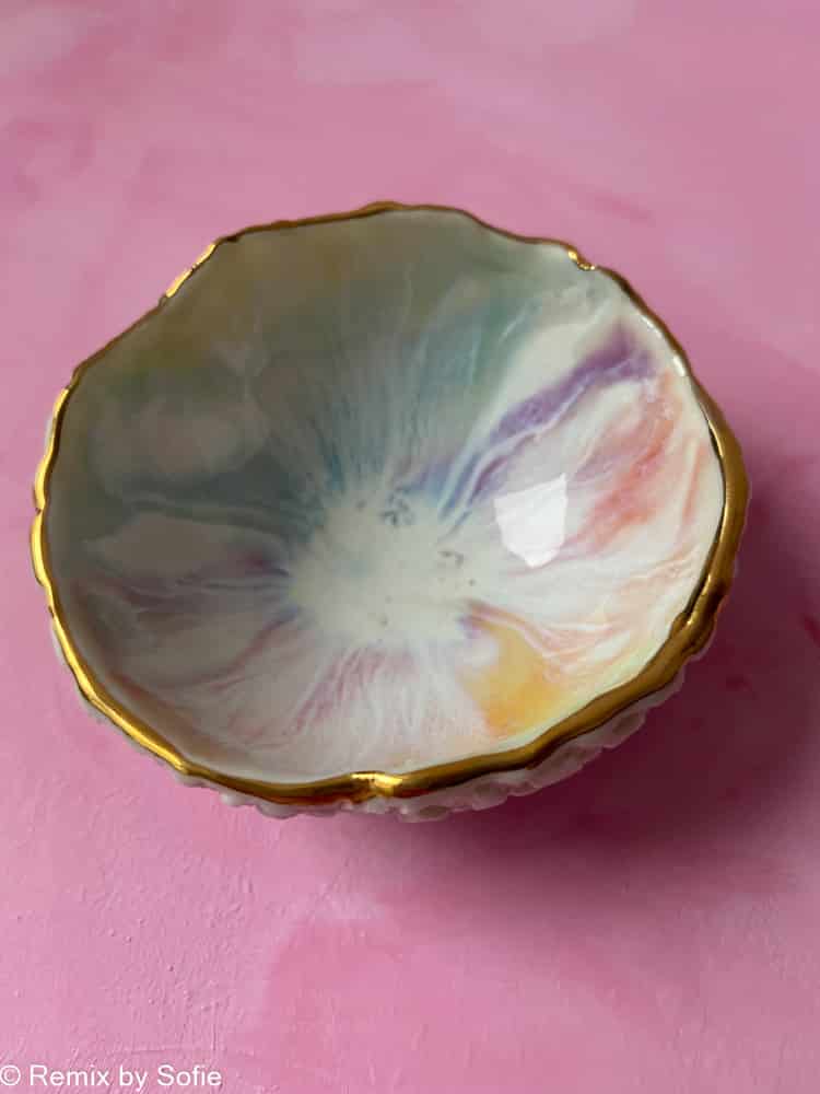 stor smyckesskål, stor smyckesskål, liten smyckesskål, skål i porslin, skål i pastellfärger, kräm av mirabella, remix av sofie,