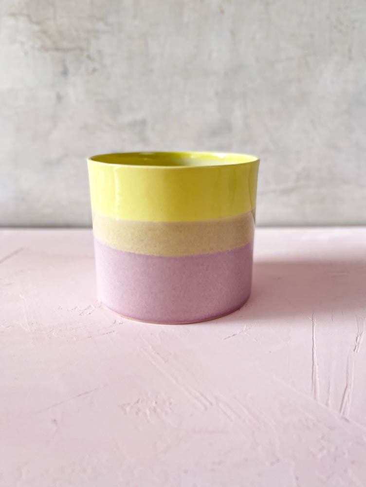 porslin blomkruka, lena pedersen glas, remix av Sofia, färgglad inredning, inredning.