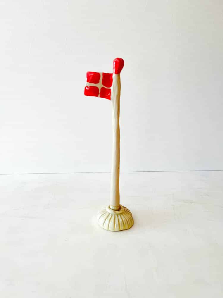 keramisk flagga, flagga i lera, födelsedag flagga, flagga mia lindbirk, remix av sofie, vindblåst flagga, dansk flagga