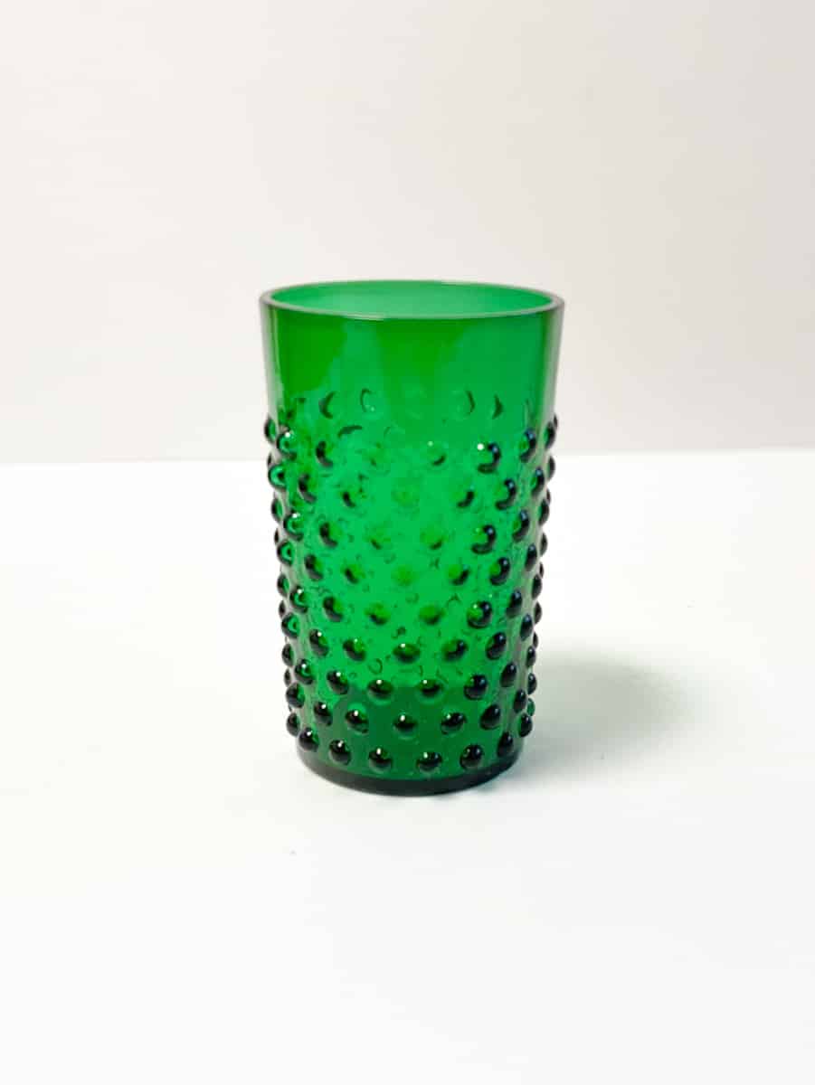 anna von lipa igelkott vattenglas, anna von lipa, anna von lipa igelkott glas, igelkott glas, vattenglas, dricksglas, glas i igelkott glas, hobnail glas,