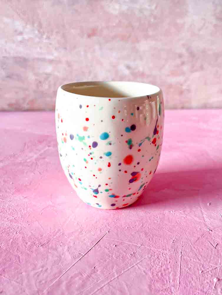 keramisk mugg med stänk