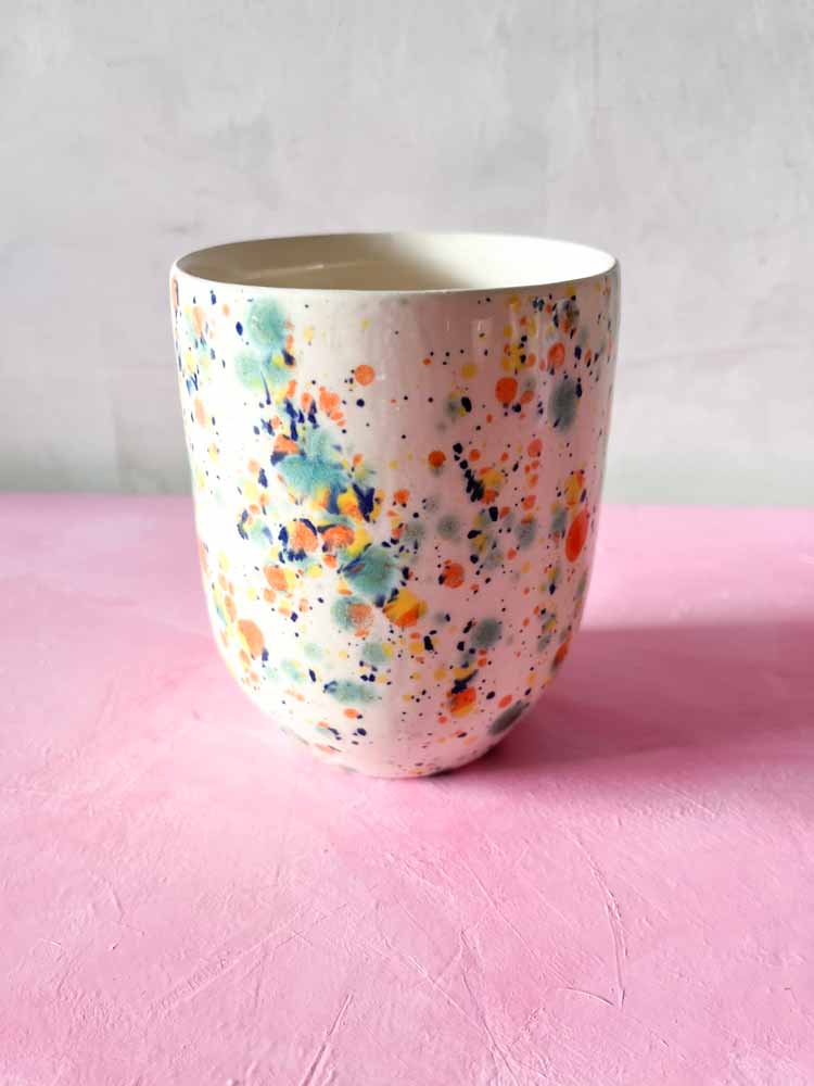 keramisk mugg med stänk