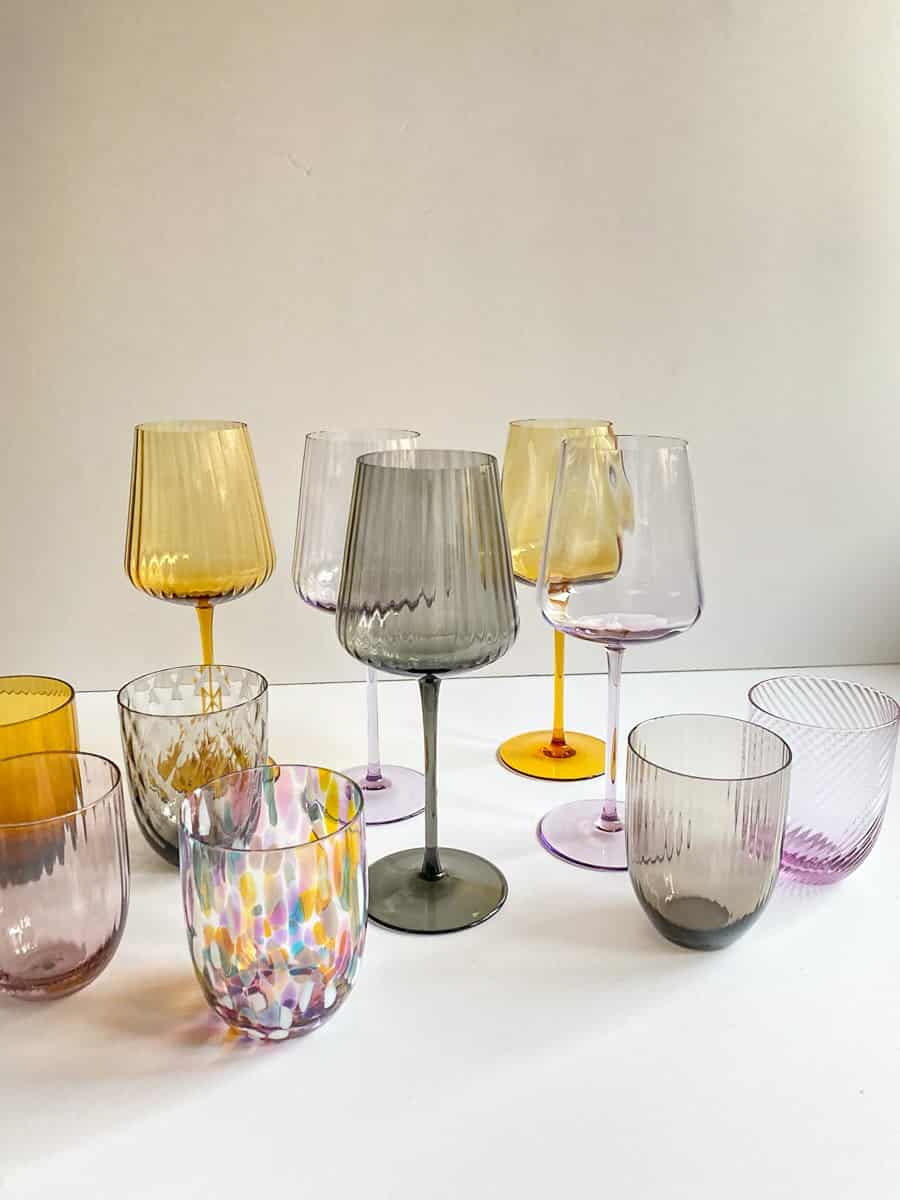 Remix av sofie, vinglas, rödvinsglas, munblåsta glas, dukning