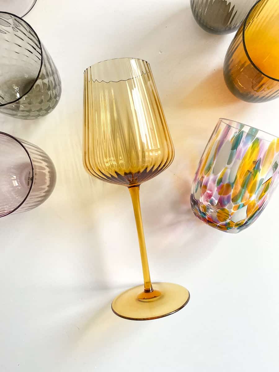 Remix av sofie, vinglas, rödvinsglas, munblåsta glas, dukning