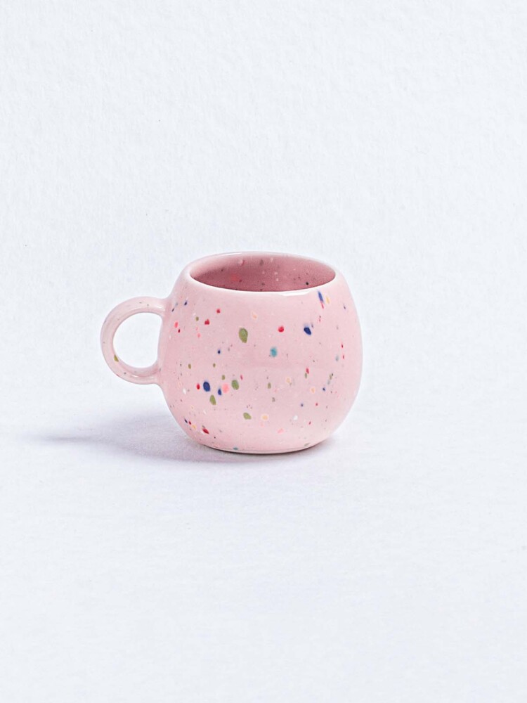 Kopp i rosa keramik med konfetti - Egg Back Hem