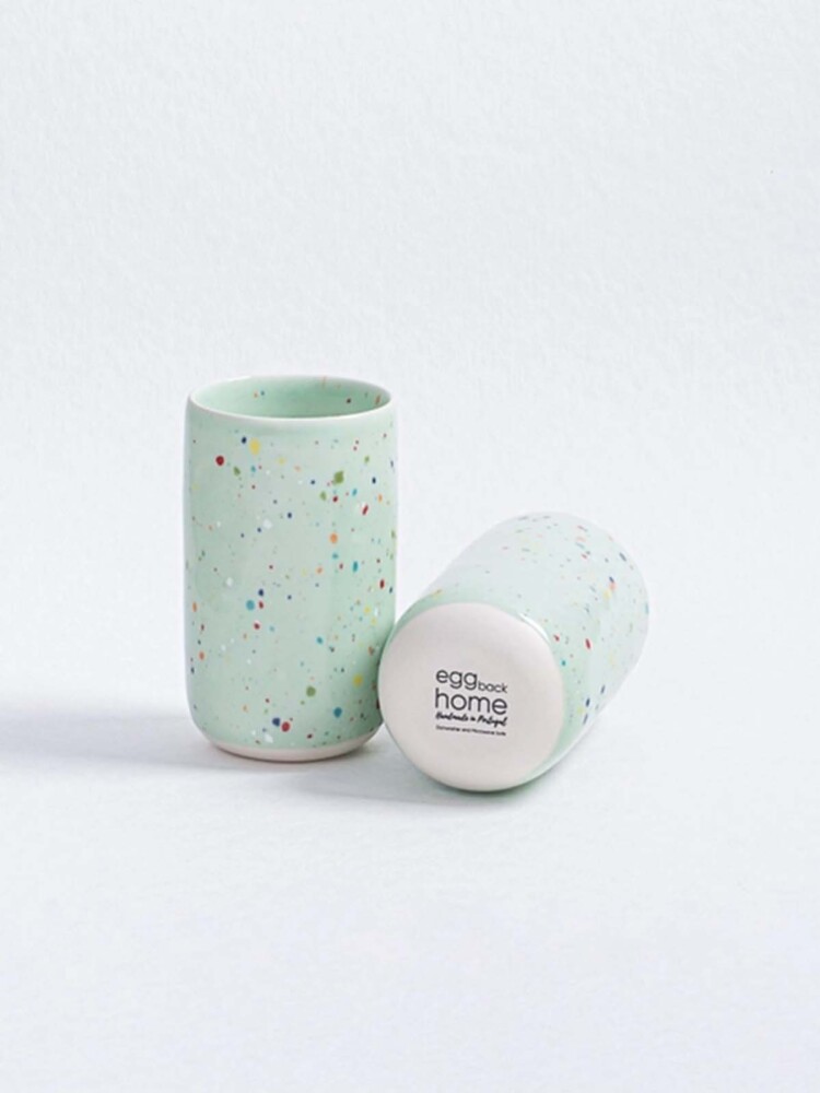 pastellfärgad mugg, ägg hemma, remix från Sophie, bordsdukning, servering, färgglad inredning, ägg hemma i Köpenhamn,