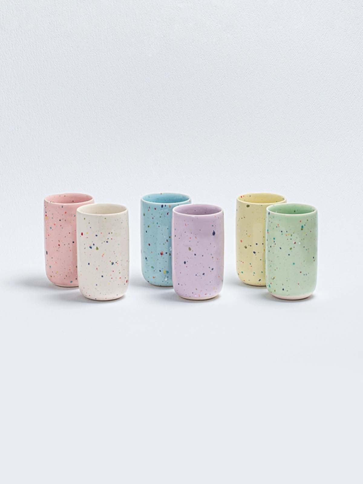 pastellfärgad mugg, ägg hemma, remix från Sophie, bordsdukning, servering, färgglad inredning, ägg hemma i Köpenhamn,