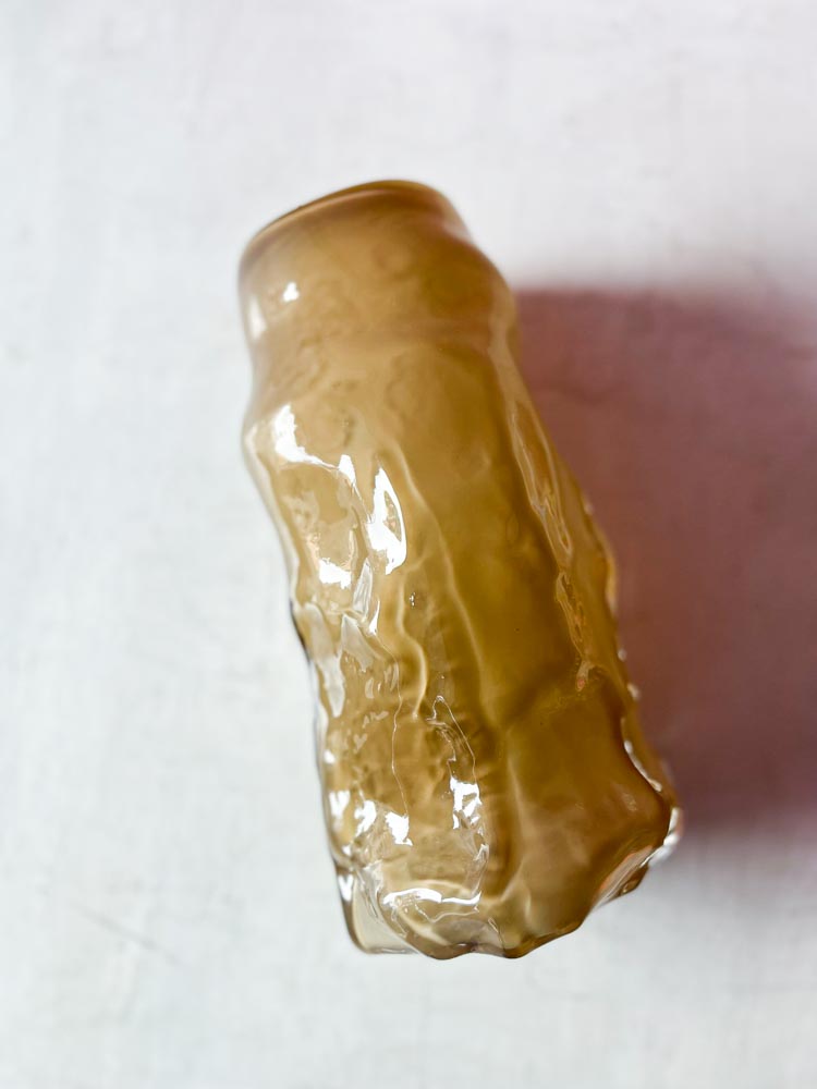 munblåst curl vas i opal från marie retpen