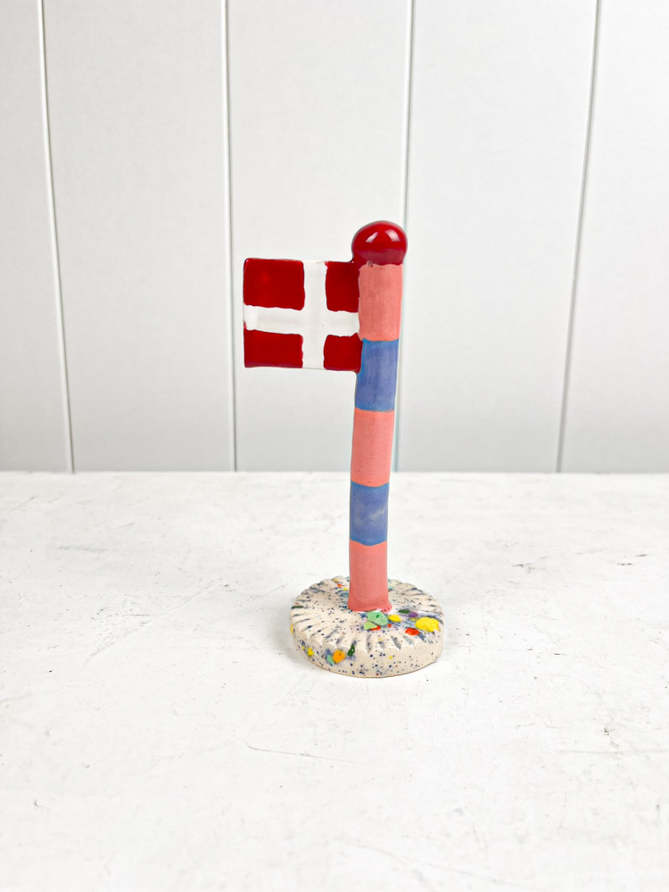 lera spela födelsedag flagga i keramik