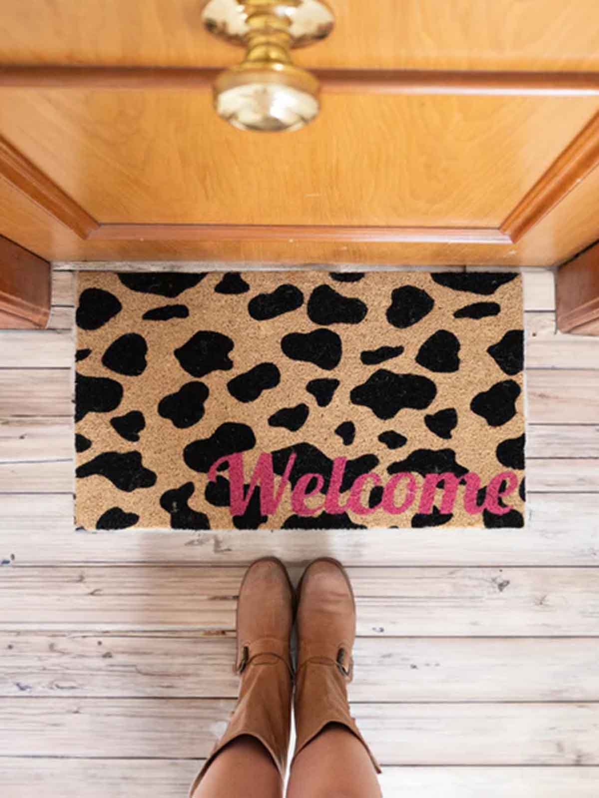 dörrmatta kokosnöt med leopardfläckar och rosa välkommen
