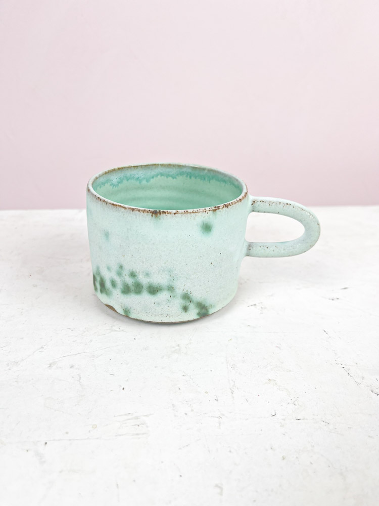 Thilde Graulund Keramiska koppar med handtag - Sprutade 200 ml