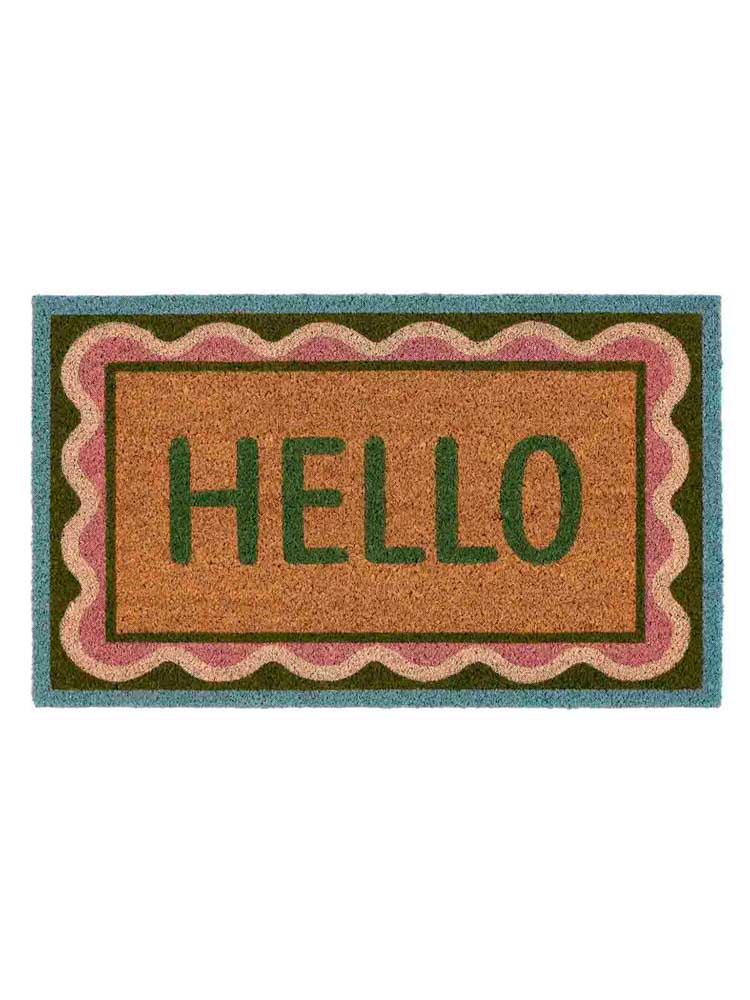 remix av sofie dörrmatta i kokosfiber med hello i mitten
