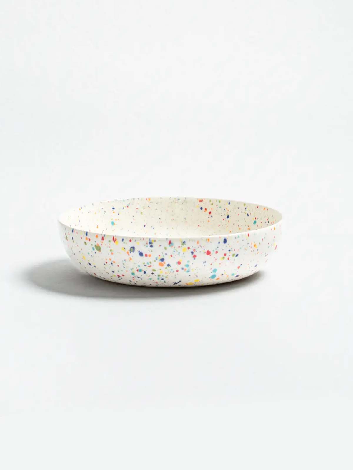 Remix från Sofie konfettiserie med pastatallrik från ägget hemma, djup vit.