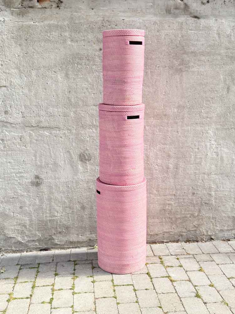 Maskerade grytkorgar med lock i rosa, små, medelstora och stora