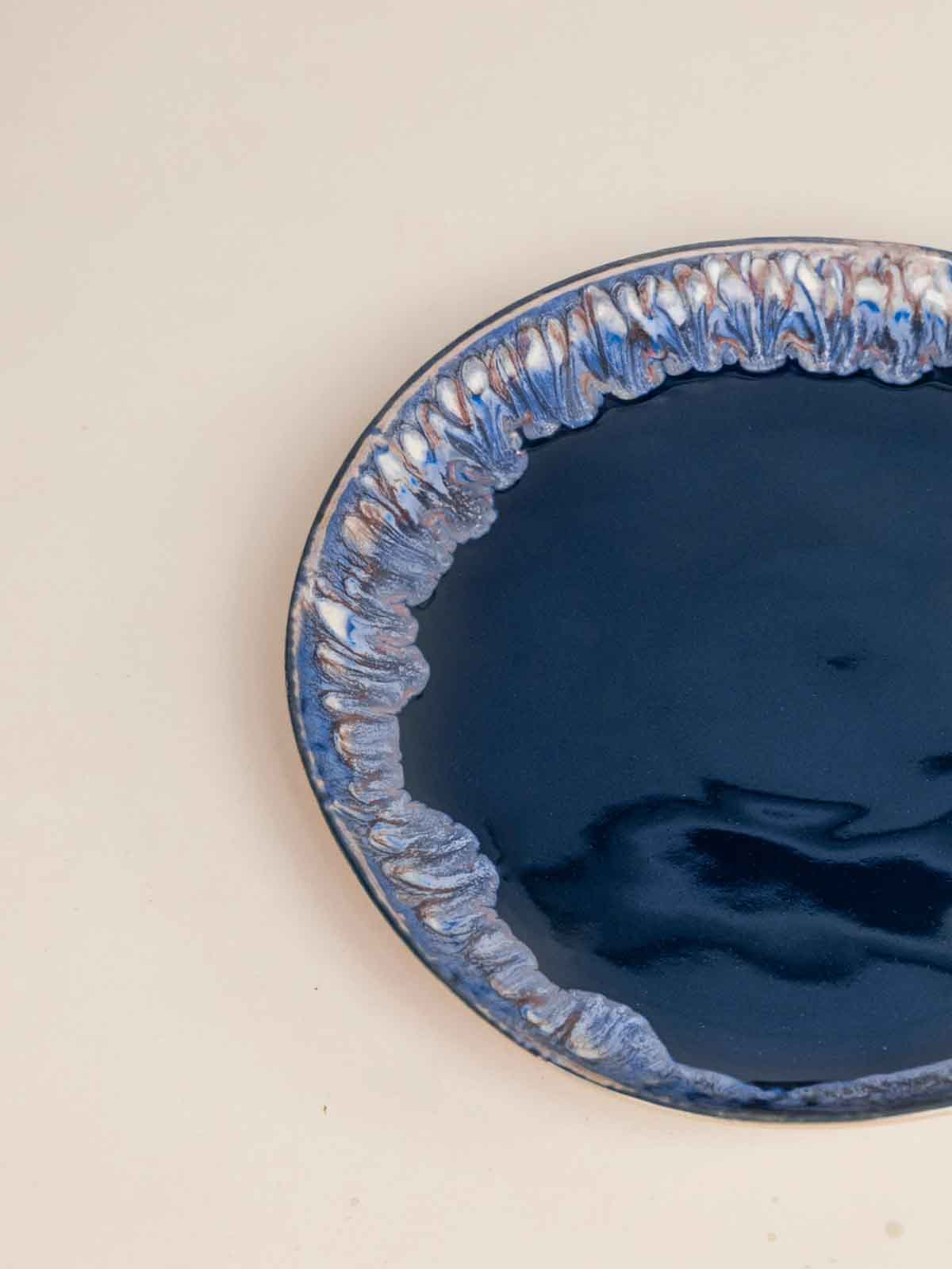 Alternativ visning av plattan (22 cm) - Petroleum